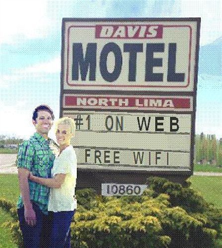 Davis Motel North Lima Экстерьер фото