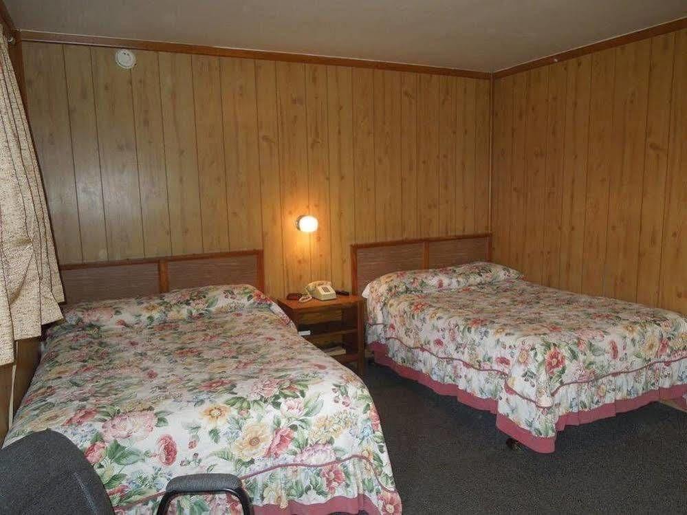 Davis Motel North Lima Экстерьер фото